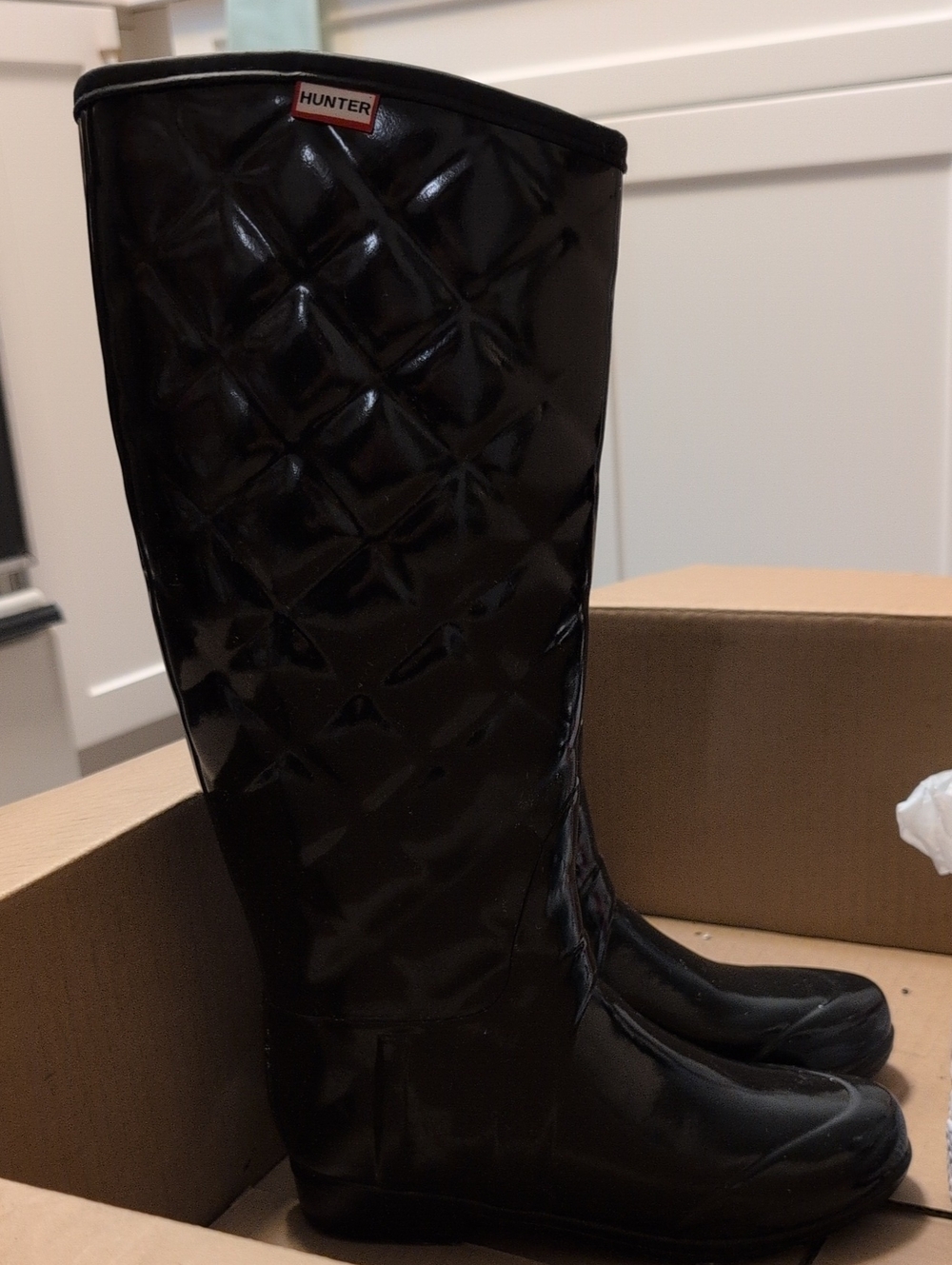 EUC Size EU 37 Hunter Quilted Gloss Tall Rain Boots in Black